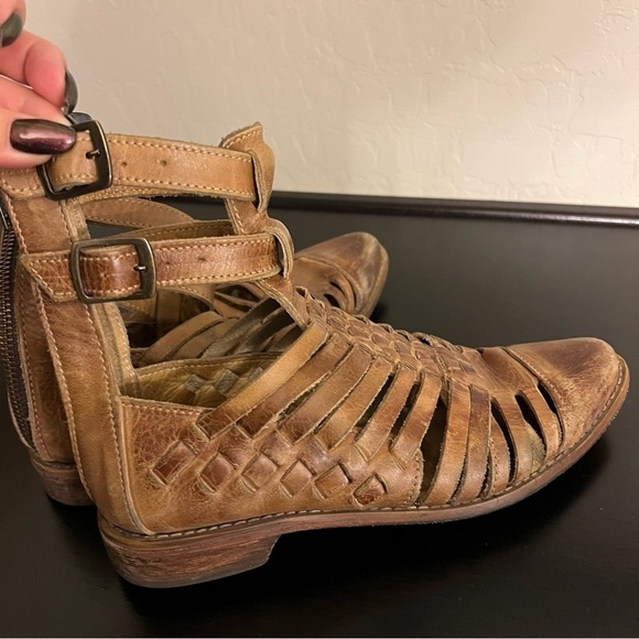 BED|STU Sandals Woven Leather Closed pointy Toe Ankle Buckle Brown booties 7 - Picture 9 of 16